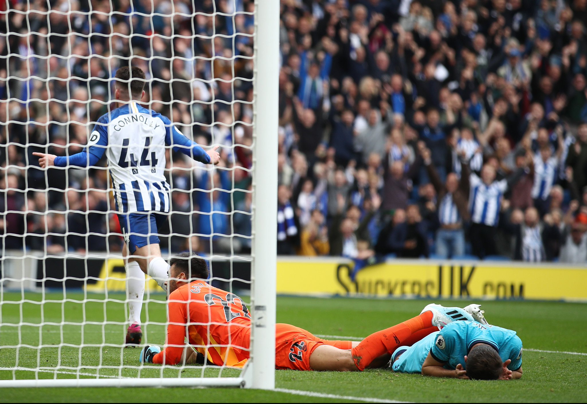 而在這個男 而在這個男