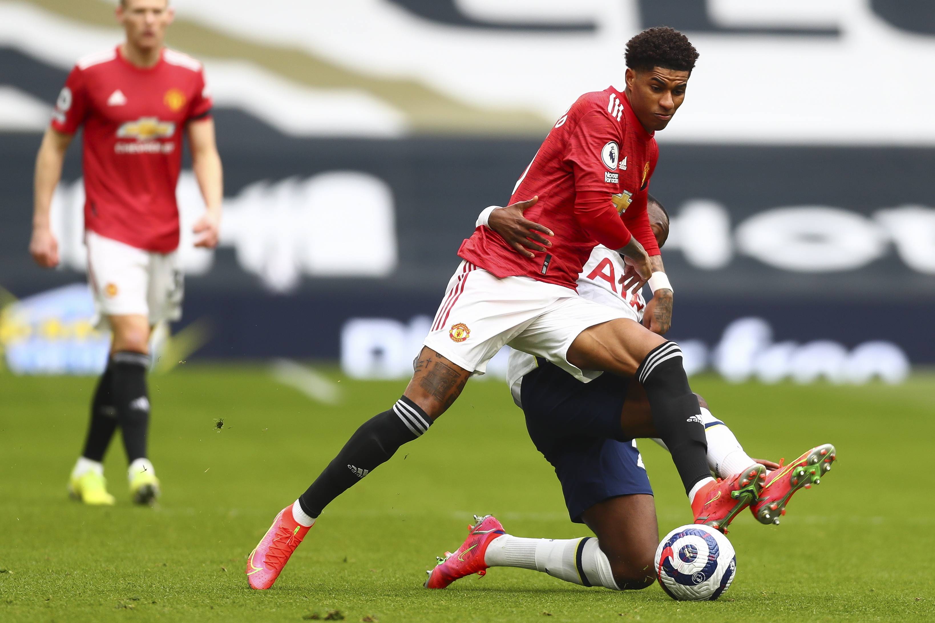 间相对受限 间相对受限